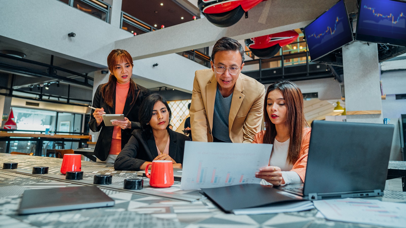 Chinesische Besprechung