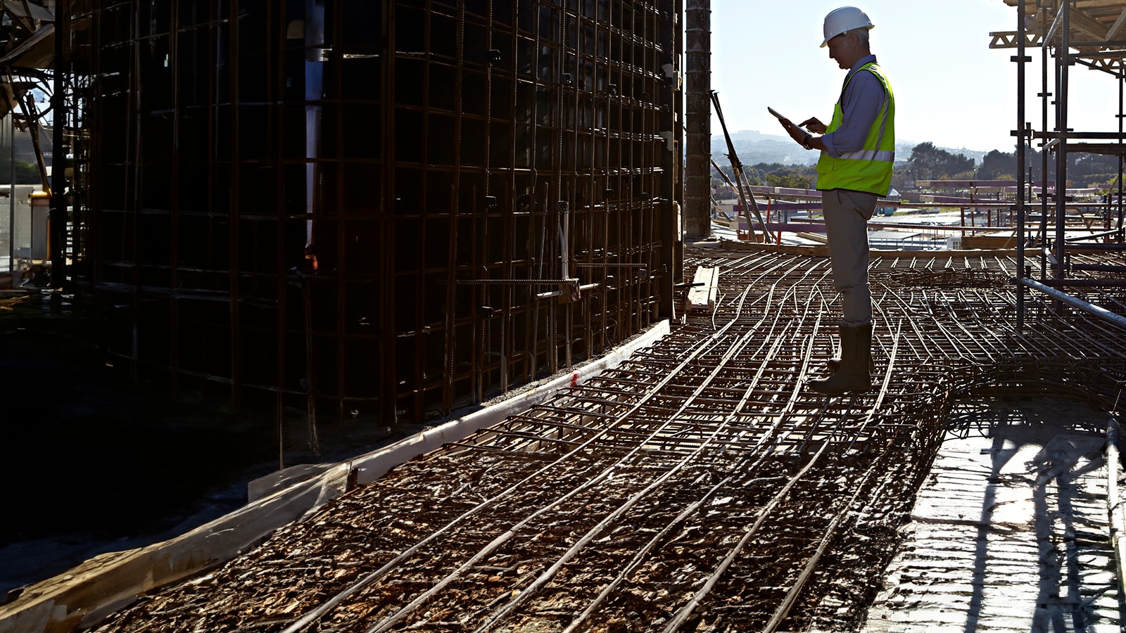 Ingenieur auf Baustelle