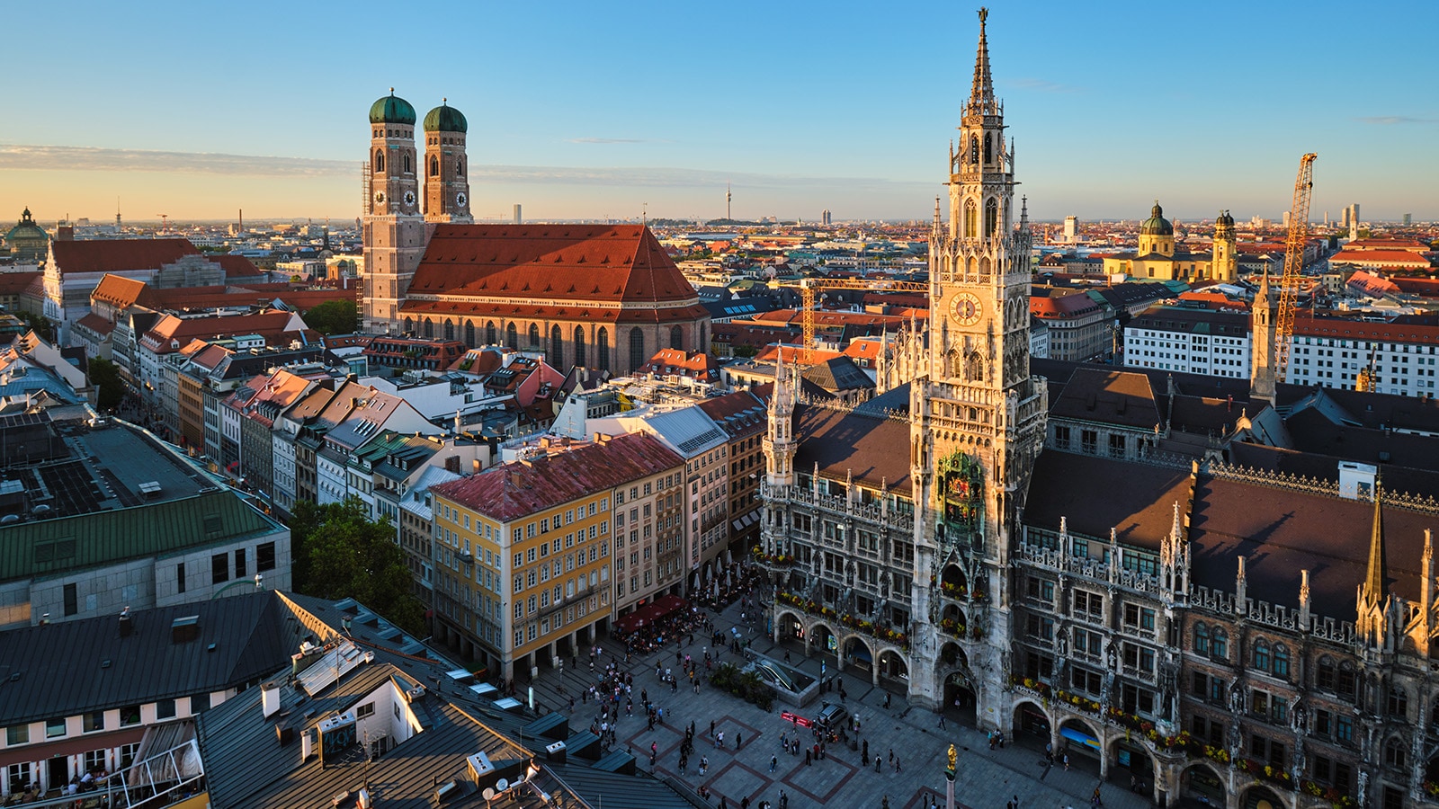 München bei Sonnenaufgang