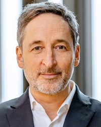 Dr. Alexander Köppen