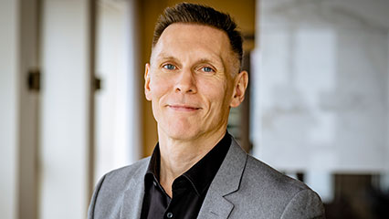 Andre Glenzer ist Partner und Leiter des KRITIS Center of Excellence bei PwC Germany