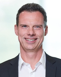 Dr. Christian Böing
