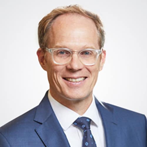 Dr. Henning Hönsch ist Leiter Aufsichtsräte bei PwC Deutschland