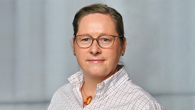 Kati Höfer: Ihre Branchenexpertin für die Wirtschaftsprüfung im Gesundheitswesen und die Karriere bei PwC bei PwC in Leipzig