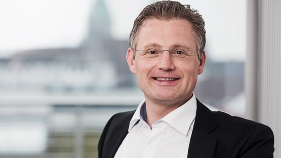 Norbert Niedenhof, Ihr Branchenexperte für die Handels- und Konsumgüterindustrie