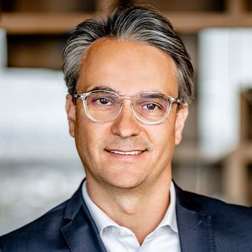 Dr. Robert Paffen - PwC