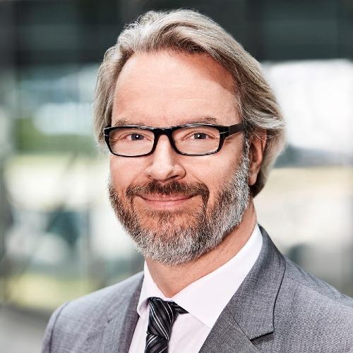 Rüdiger Giebichenstein ist Ihr Experte für Cloud-Services bei PwC Deutschland