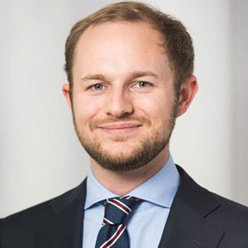 Tim Schnurpfeil ist Senior Manager bei PwC Deutschland