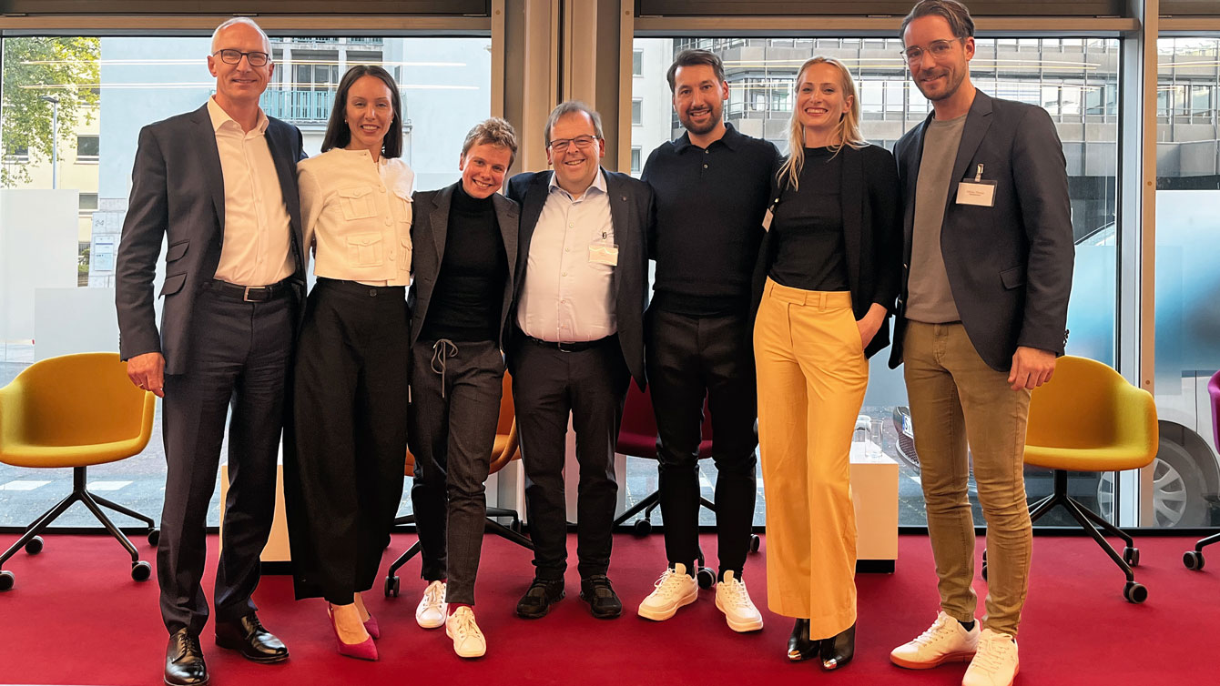 Die vielfältigen Akteure des Startup-Ökosystems Baden-Württemberg miteinander ins Gespräch zu bringen – das ist am 24.04.2024 bei  “Startup #TheLänd” gut gelungen.